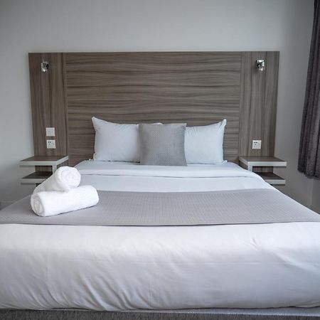 Sky Nights Hotel London Heathrow Hillingdon Zewnętrze zdjęcie